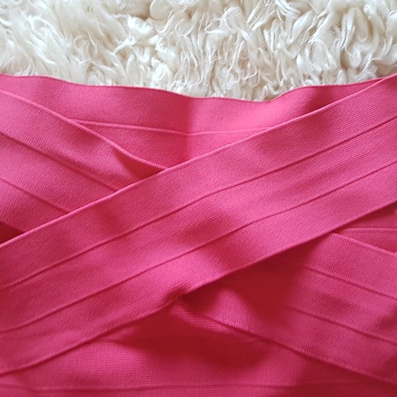 GUESS Bandage Dress - Picture 3 of 10